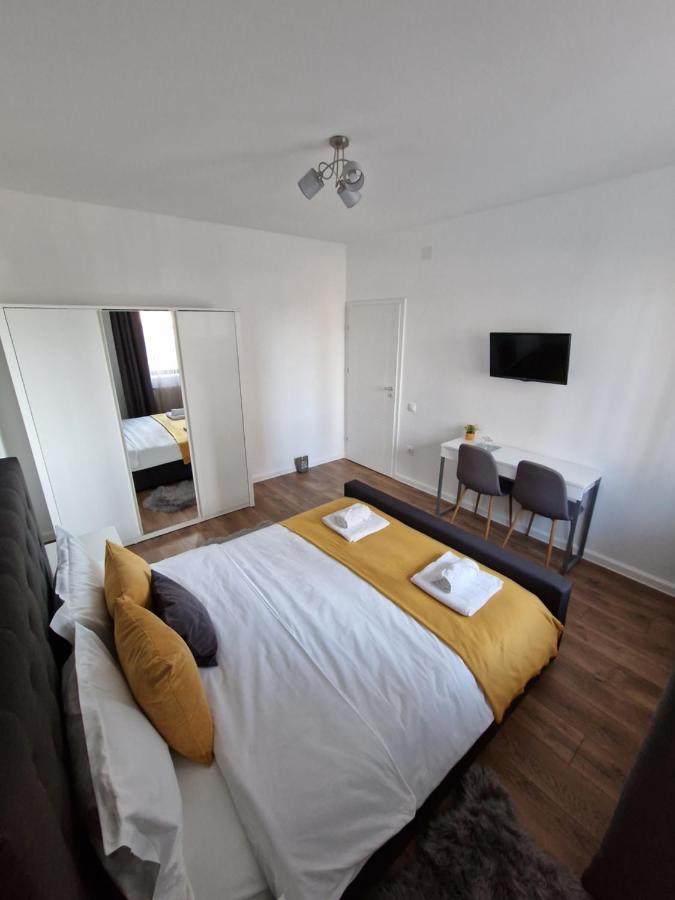 Vic Apartament Drobeta Turnu Severin Exterior foto